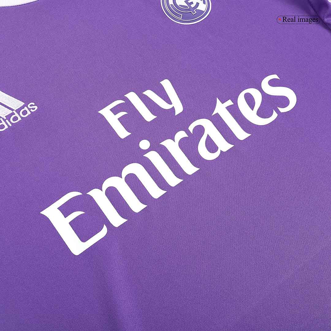 Retro 2016/17 Real Madrid Segunda Equipación