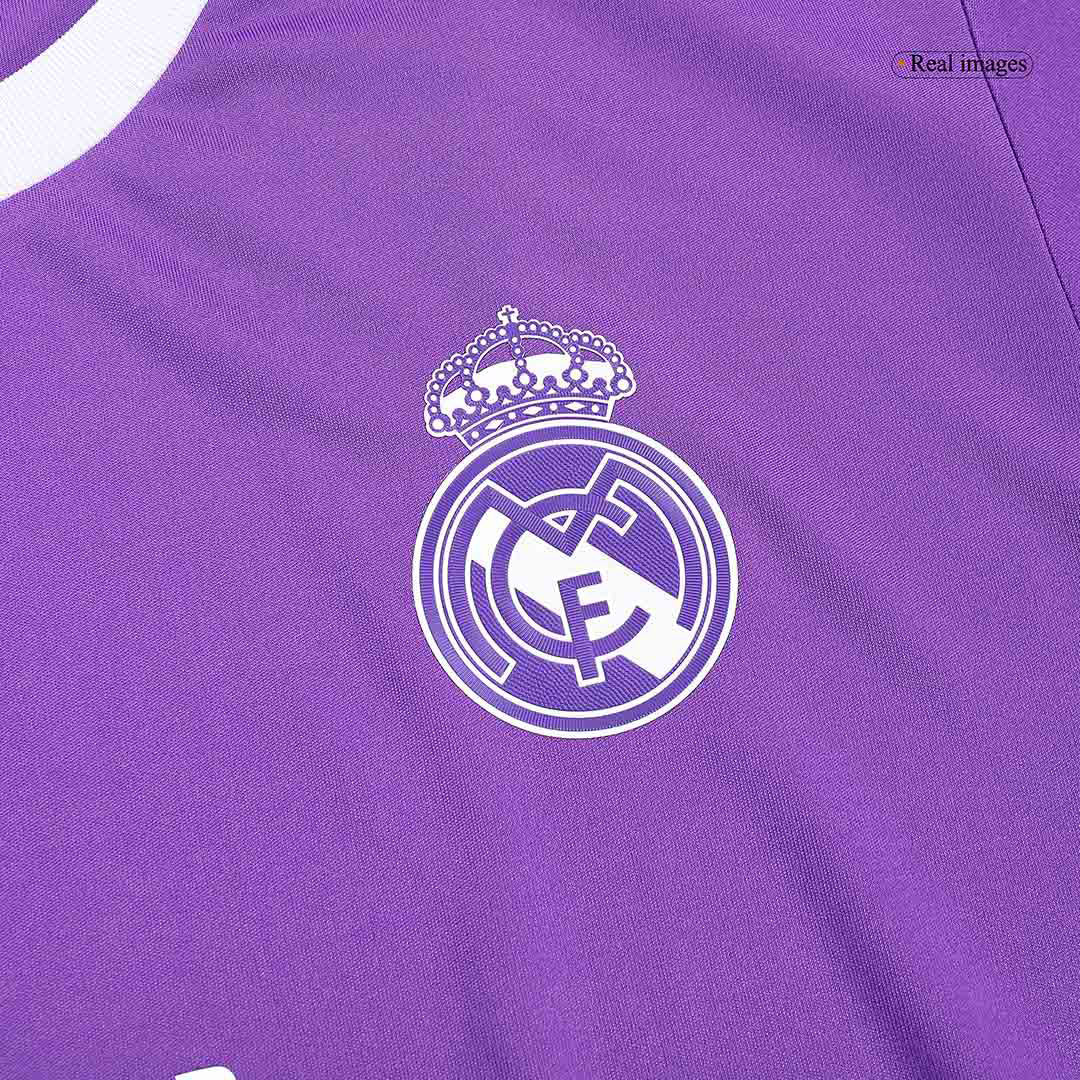 Camiseta Retro 2016/17 Benzema #9 Real Madrid Manga Larga
